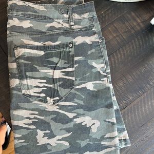 Camo skirt